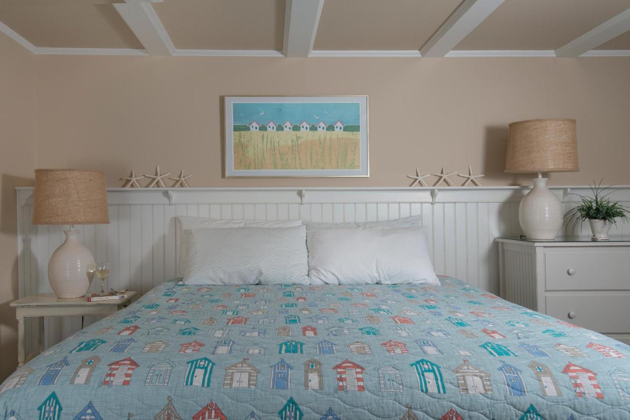 Ship'S Knees Inn East Orleans Екстер'єр фото