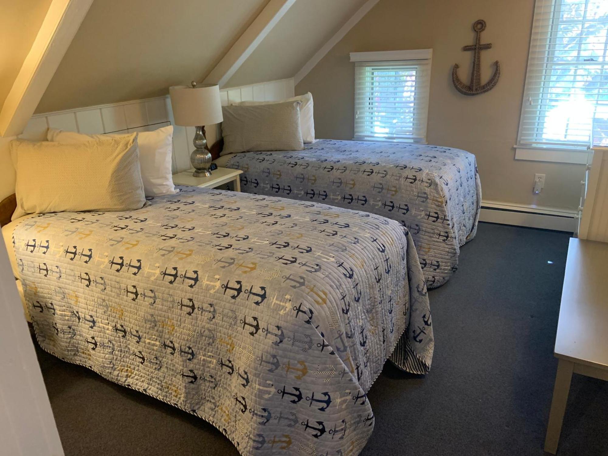 Ship'S Knees Inn East Orleans Екстер'єр фото