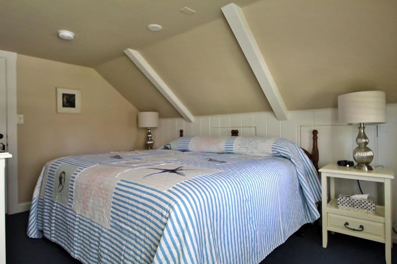 Ship'S Knees Inn East Orleans Екстер'єр фото